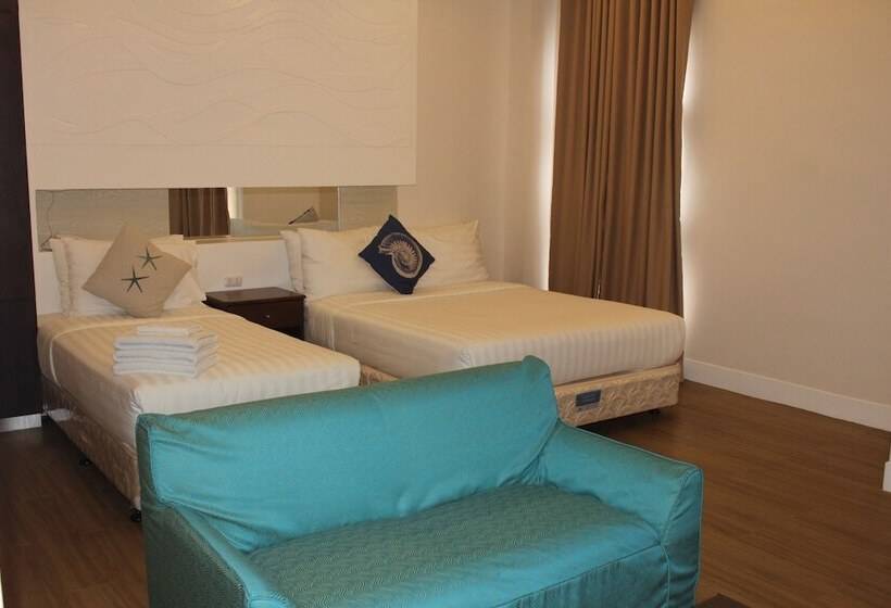 Family Suite, The Reef Hotel And Residences