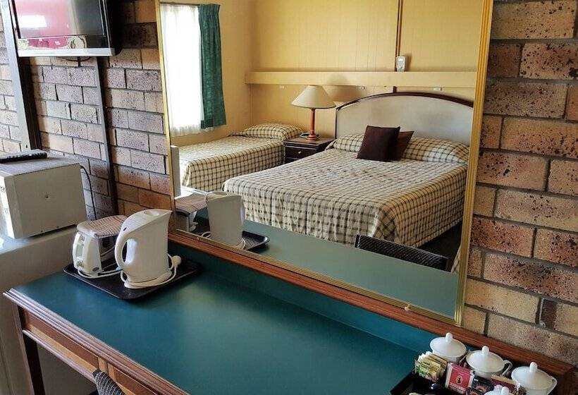Семейный Номер, Centre Point Midcity Motor Inn