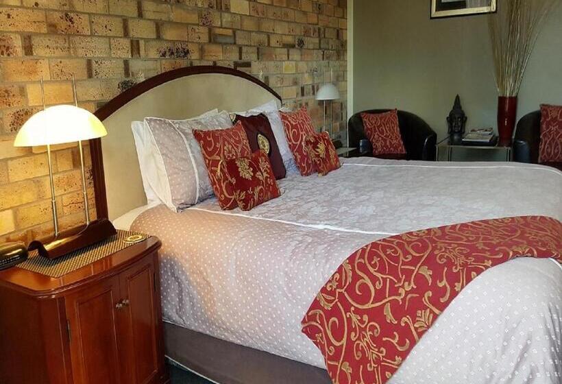 חדר דחוקס עם מיטת קינג, Centre Point Midcity Motor Inn