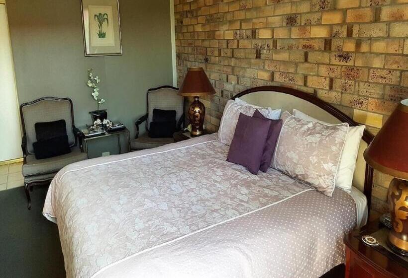 חדר דחוקס עם מיטת קינג, Centre Point Midcity Motor Inn