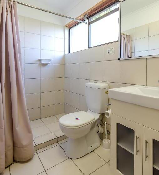 חדר משפחתי, Centre Point Midcity Motor Inn