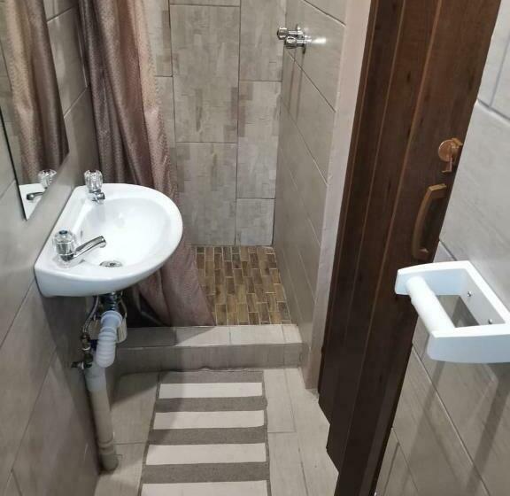 Апартаменты 1 Спальня, Jothams Bed & Breakfast Or Self Catering