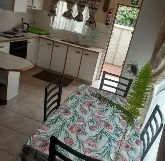 Huoneisto 1 Makuuhuone, Jothams Bed & Breakfast Or Self Catering
