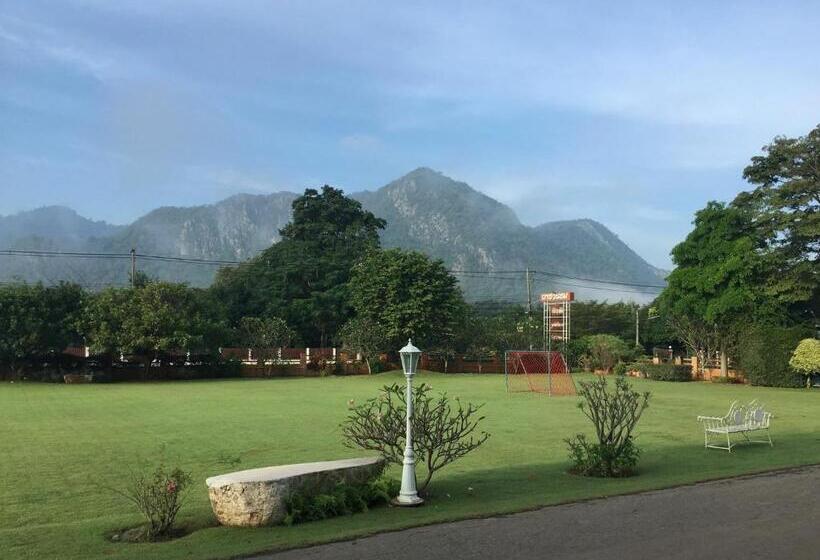 Quarto Estandar Cama King, Phachuanchom Resort Khaoyai