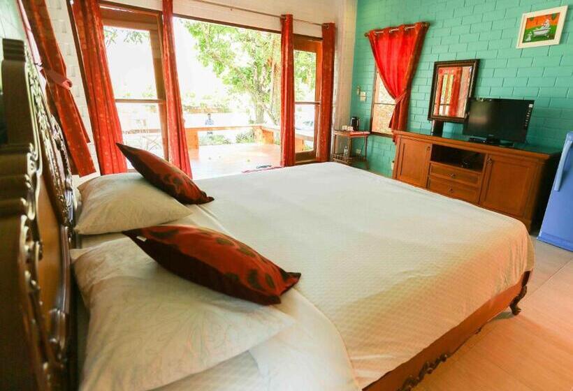 Quarto Estandar Cama King, Phachuanchom Resort Khaoyai