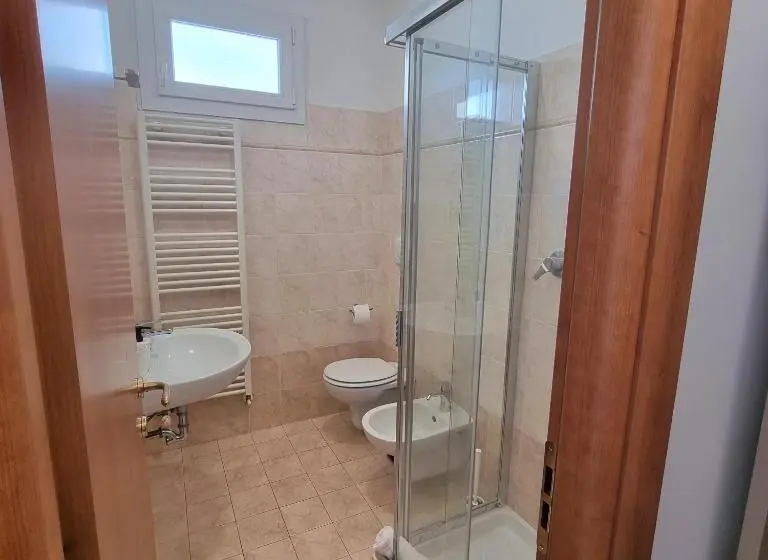 استودیوی لوکس, Residence Mare