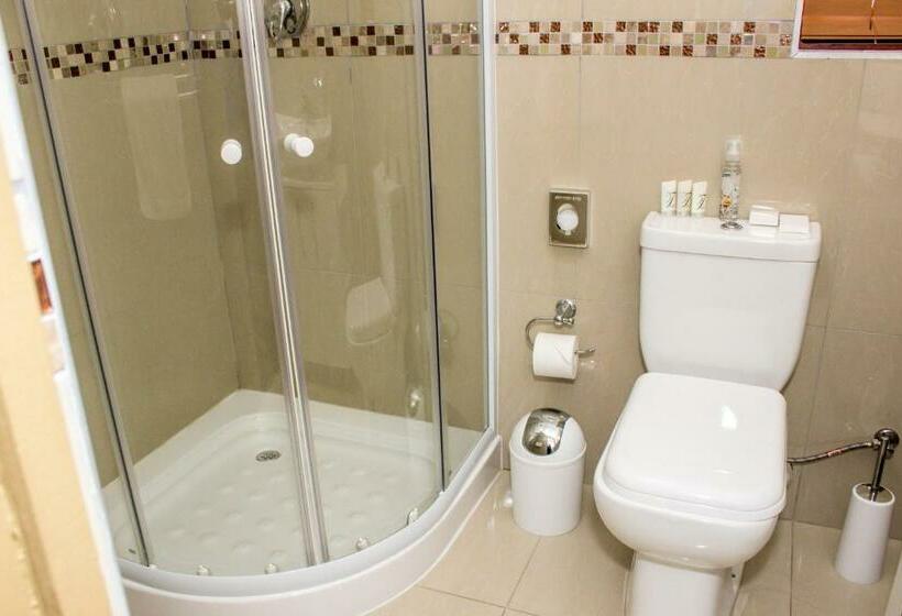 패밀리 룸, Victoria Heights B&b