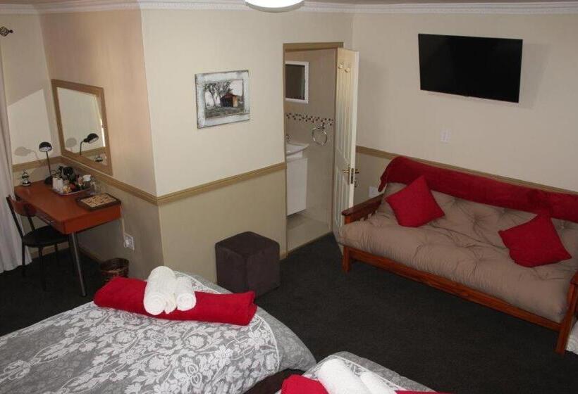Семейный Номер, Victoria Heights B&b