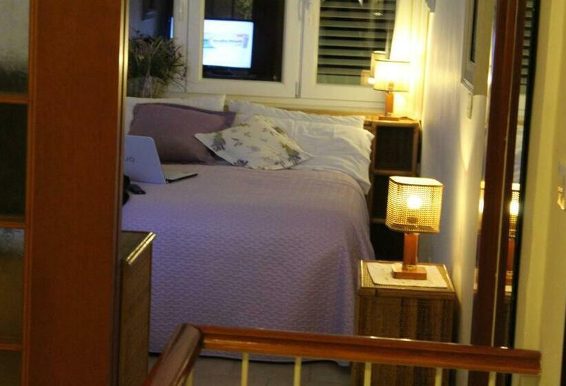 Casa 2 Quartos, Villa Apollo B&b