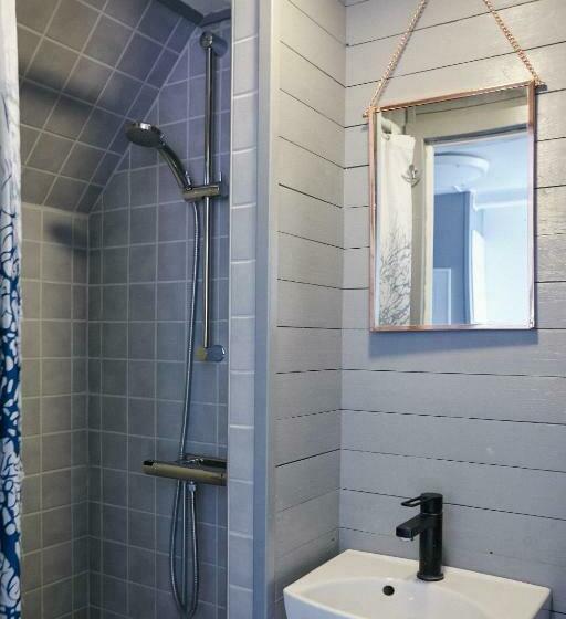 침실 1개 주택, Visby Logi & Vandrarhem