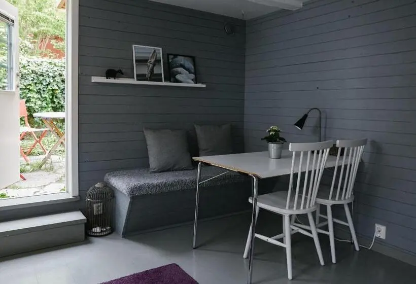 Talo 1 Makuuhuone, Visby Logi & Vandrarhem
