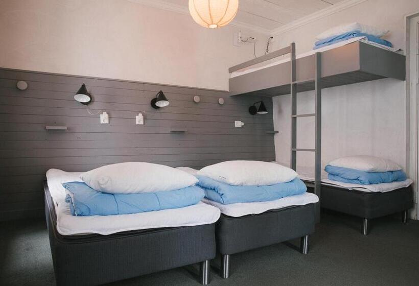 4인용 스탠다드 룸, Visby Logi & Vandrarhem