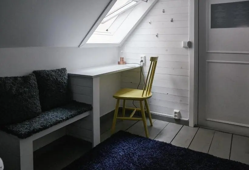 Standard Kolmen Hengen Huone, Visby Logi & Vandrarhem