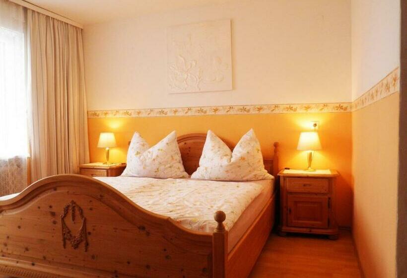 Pokój Standard Trzyosobowy, B&b Haus Seethaler   Kein