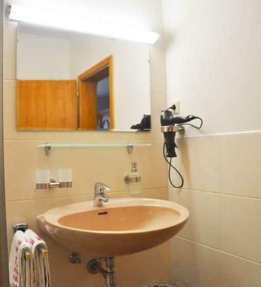 Pokój Standard Trzyosobowy, B&b Haus Seethaler   Kein