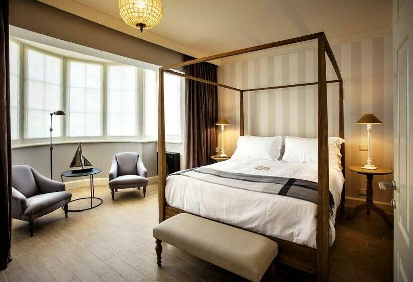 غرفة ديلوكس, Lemon House