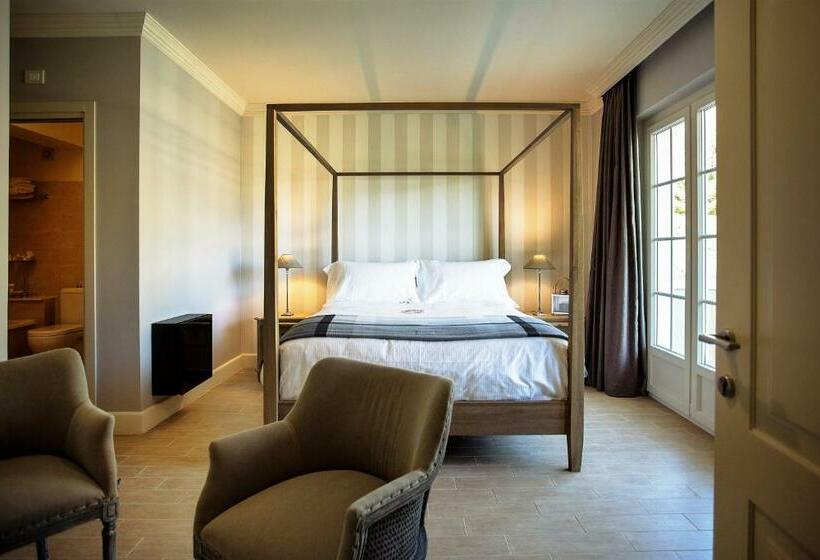 غرفة ديلوكس, Lemon House