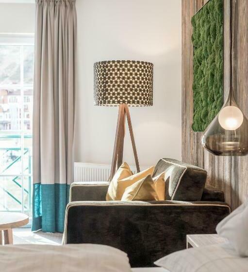 חדר דלוקס, Superior Hotel Edelweiss