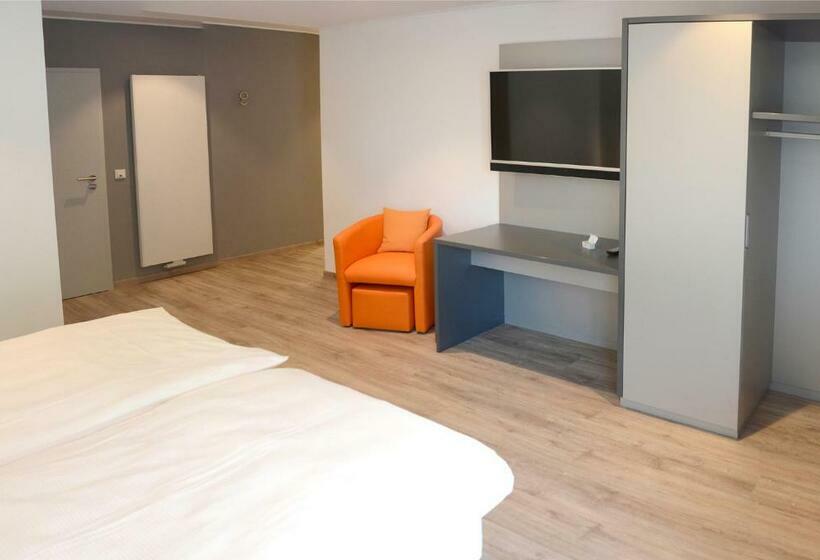 חדר סטנדרט עם מרפסת, Amel Mitte