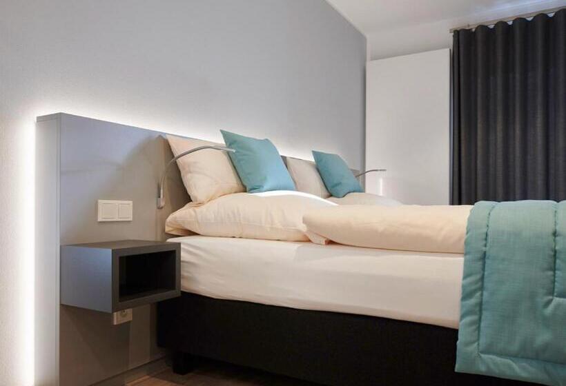 חדר סטנדרט עם מרפסת, Amel Mitte