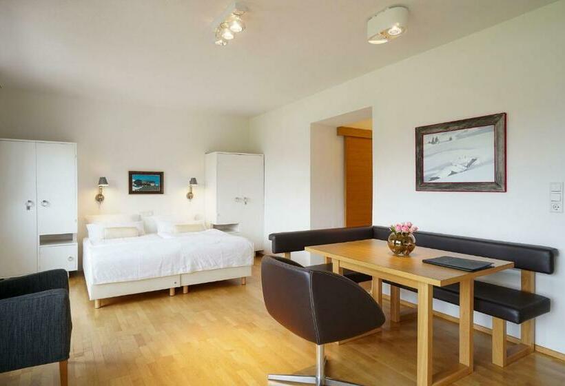 Junior Suite with Balcony, Berghof