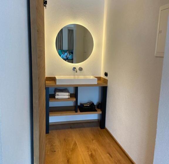 Junior Suite with Balcony, Berghof