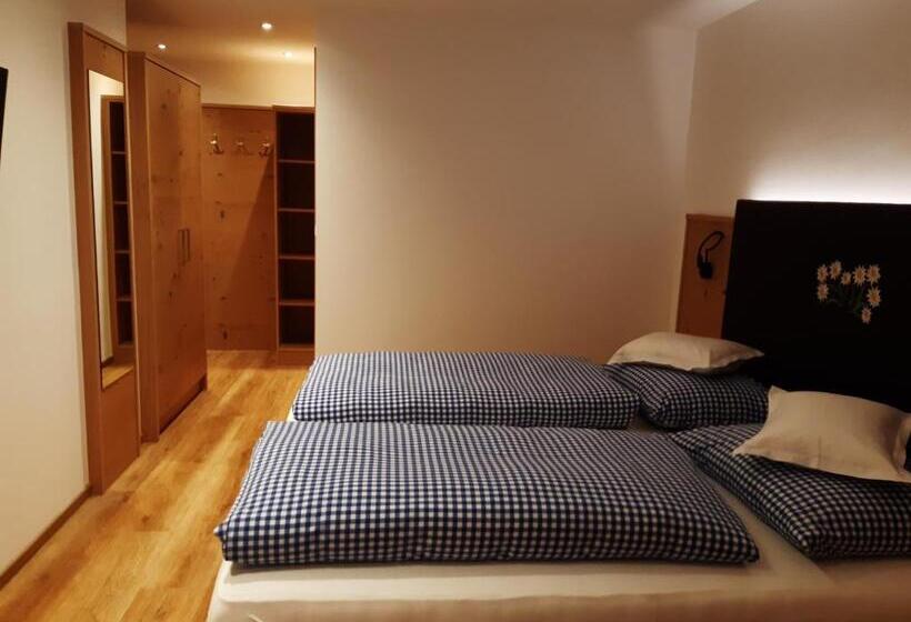 ２ベッドルームアパートメント, Bruno