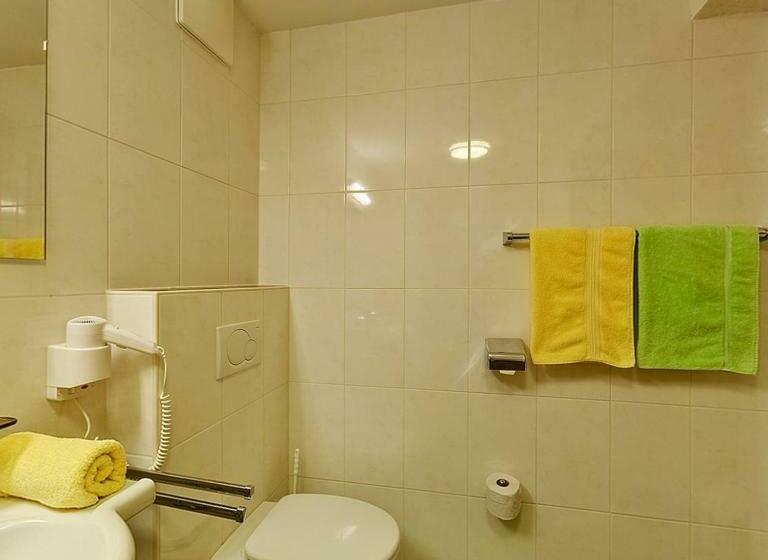 ジュニアスイート, Bruno