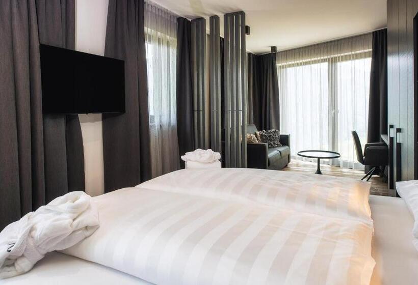 اتاق لوکس, Das Marent