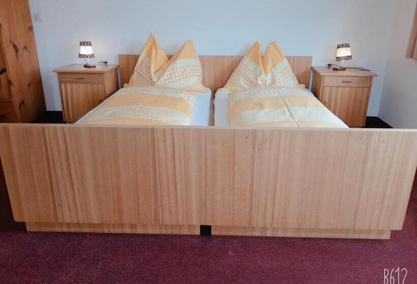 家庭间, Ferienpension Garni Hubert Rigelnik