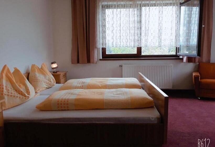 家庭间, Ferienpension Garni Hubert Rigelnik