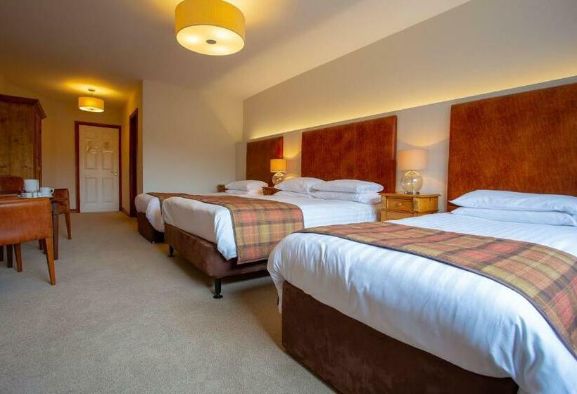 Quarto Triplo Estandar, Lydons Lodge