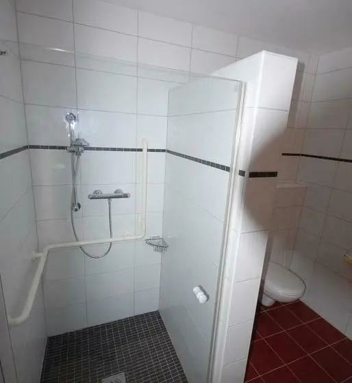 Standard Kolmen Hengen Huone, Osternacherhof
