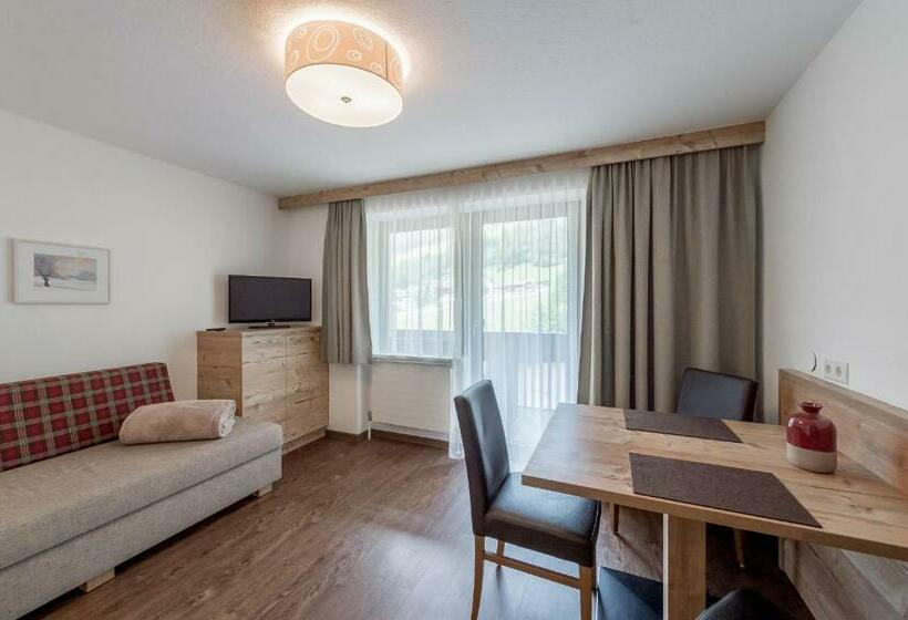 Apartamento 1 Dormitório com Sacada, Rechenau Living & Relax