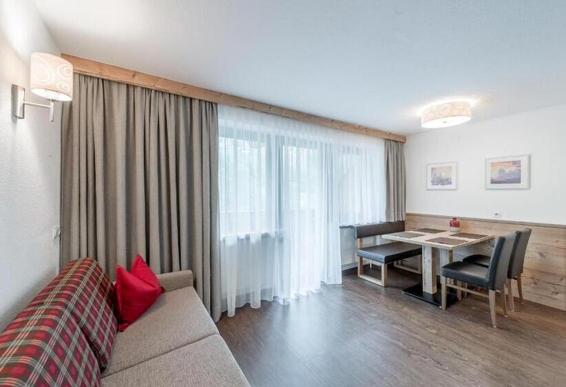 1 Bedroom Family Apartment with Balcony, Rechenau Living & Relax