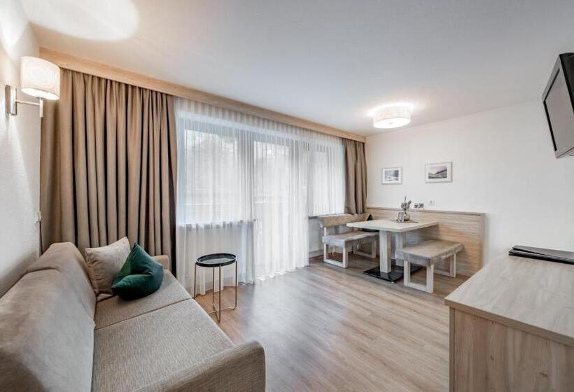 1 Bedroom Family Apartment with Balcony, Rechenau Living & Relax