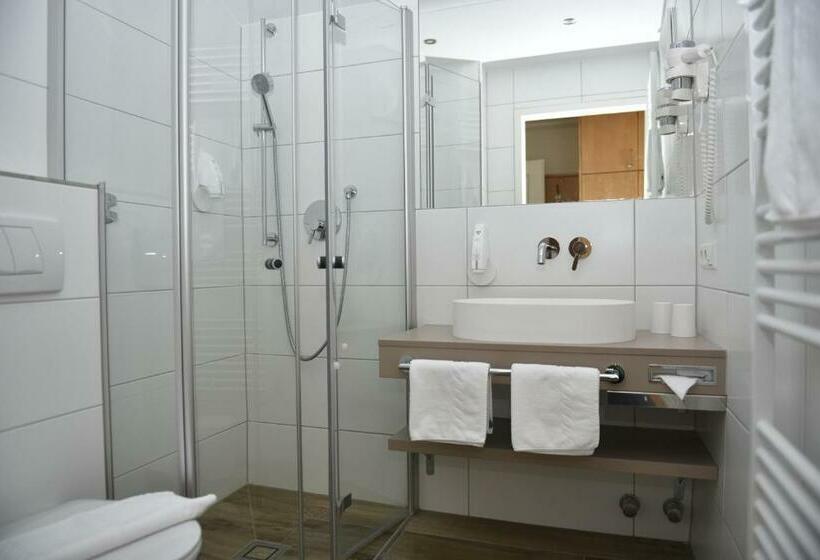 חדר דלוקס עם מרפסת, Skischule Krallinger