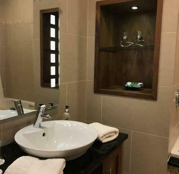 غرفة قياسية مطلّة علي البحيرة, St Kyrans Guest House