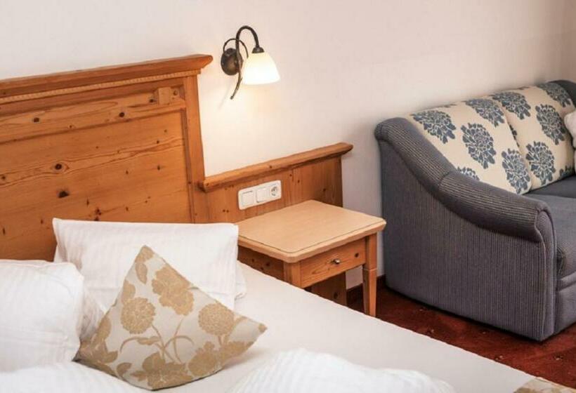 家庭间, Vorderronach