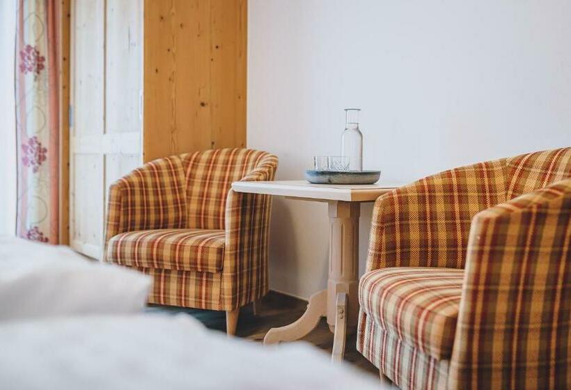 标准间带阳台, Vorderronach