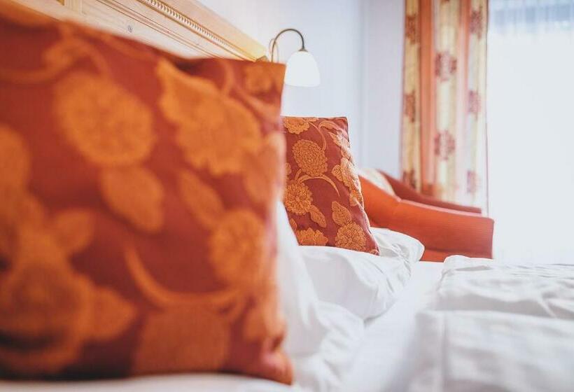 标准间带阳台, Vorderronach