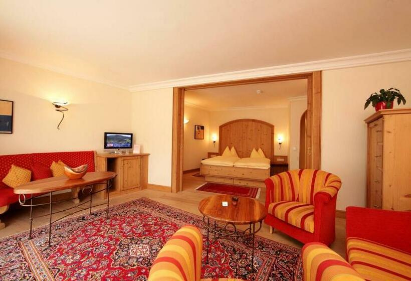 جناح, Woferlgut   Wellness & Sport