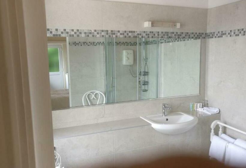 Студио Стандарт с Балконом, Rocklands House Bed And Breakfast