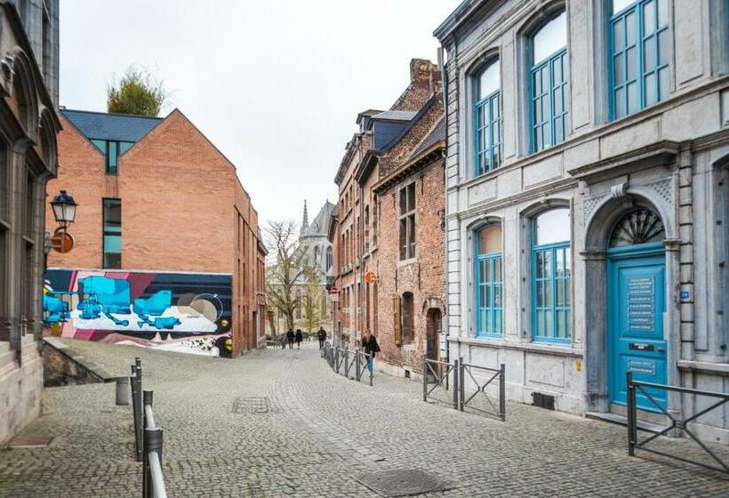 共用房间的床, Auberge De Jeunesse De Mons