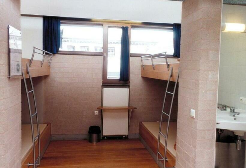 共用房间的床, Auberge De Jeunesse De Mons