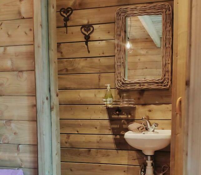 Шале 1 Спальня, B&b Aquavert