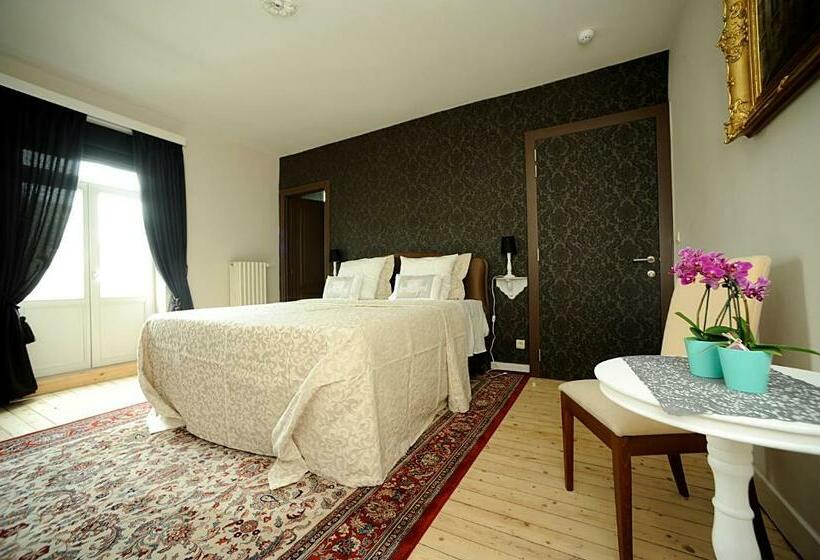 Quarto Deluxe, B&b Expo 13