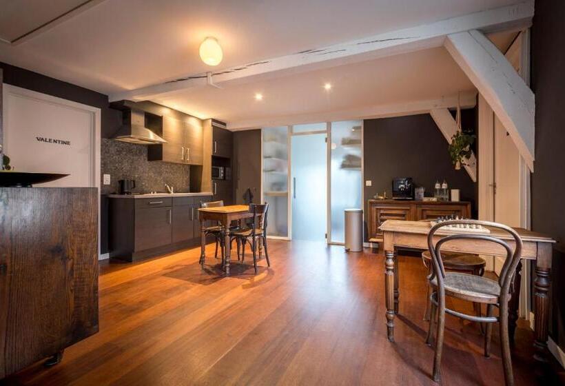 キングサイズベッドのスタンダードルーム, B&b Kwaadham 52   Music Hotel Ghent