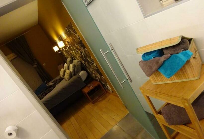 스탠다드 룸 킹사이즈 침대, A L Inattendue