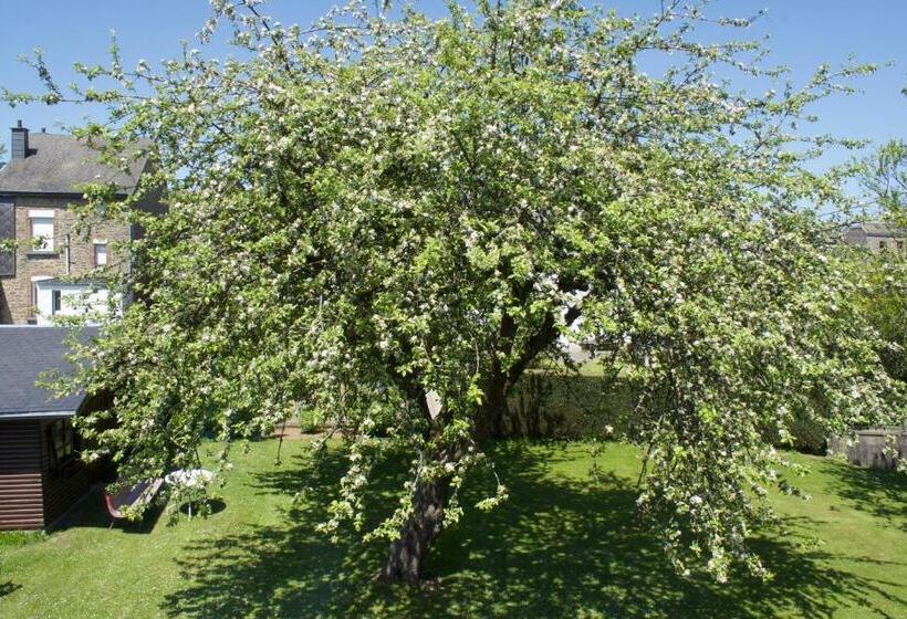 스탠다드 룸 킹사이즈 침대, A L Inattendue